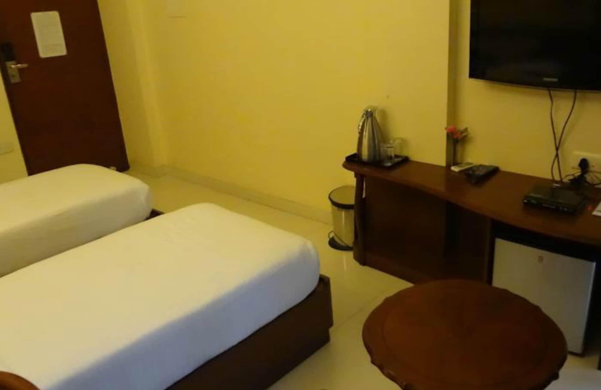 Hotel Fabhotel Shubhangan - Nr Bandra